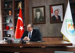 Başkan Usta: “Ramazan ayını müjdeleyen Berat Kandili mübarek olsun”