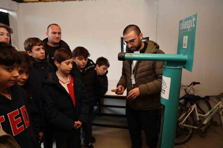 Bisiklet meraklısı öğrenciler Bisikletevi’nde buluştu