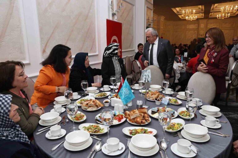 Başkan Şadi Özdemir: “Şehit aileleri ve gazilerimizin her daim yanındayız”