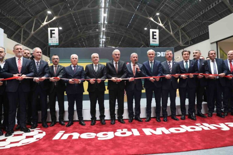 İnegöl’de 52. Mobilya Fuarı başladı