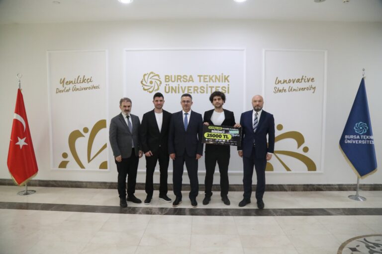 BTÜ’lü öğrenciler geleceğin koltuğunu tasarladı