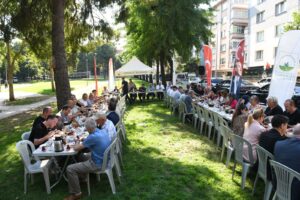 “Makamda oturarak değil, sahada olarak sorunları tespit ediyoruz”