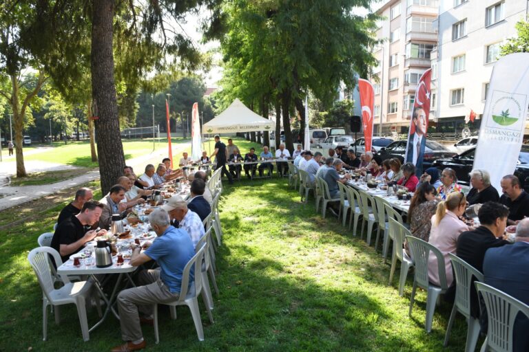 “Makamda oturarak değil, sahada olarak sorunları tespit ediyoruz”