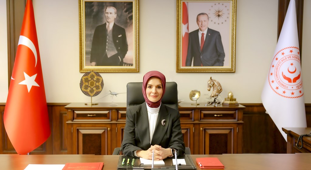 Bakan Göktaş: “Toplam 5,3 milyar lira Evde Bakım Yardımı’nı hesaplara yatırdık”