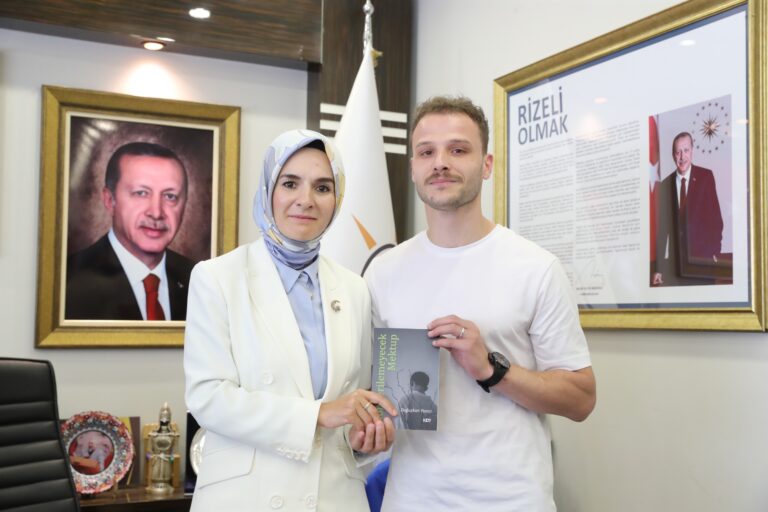 Devlet himayesinden yazarlığa giden hayat hikayesi