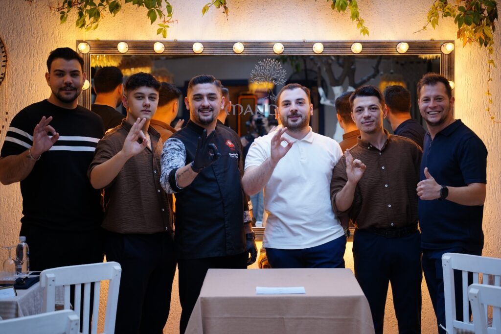 Mandalia’da Unutulmaz Bir Tadım Gecesi