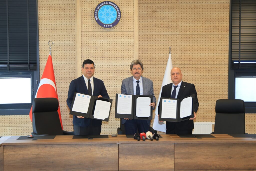 BUÜ’den KKTC üniversitesine akademik destek